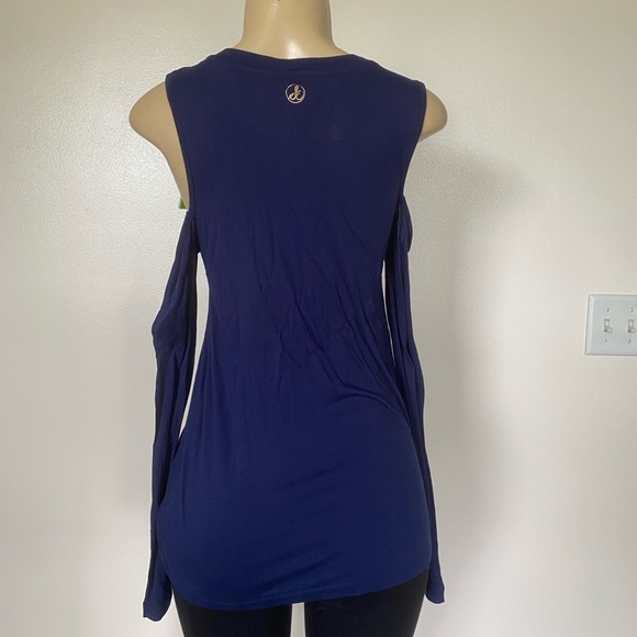 Sam Edelman Cold Shoulder Long Sleeve Tee - Picture 3 of 9